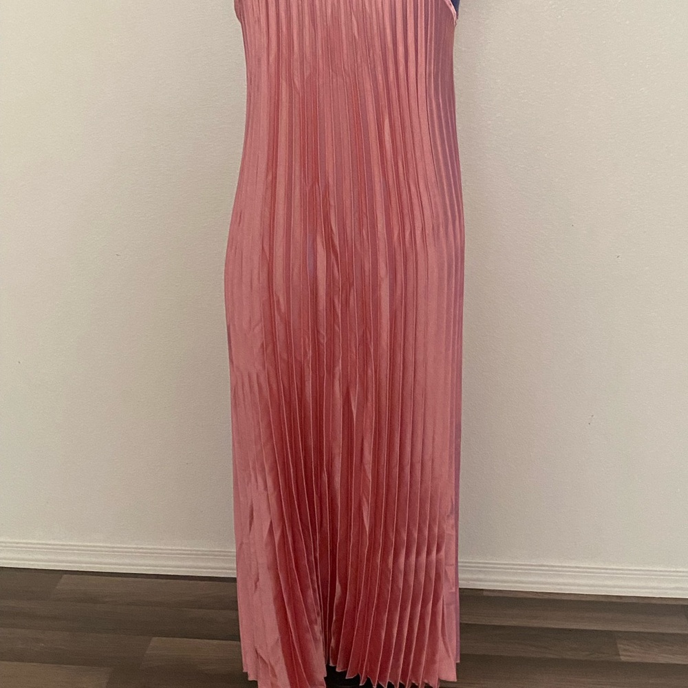 Chic Pink Pleated Dress size L - Picture 7 of 9